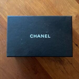 Chanel Wallet Box